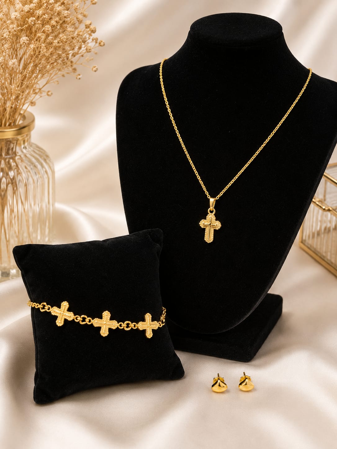 This Elegant Cross Pendant Necklace & Bracelet Set - Stainless Steel